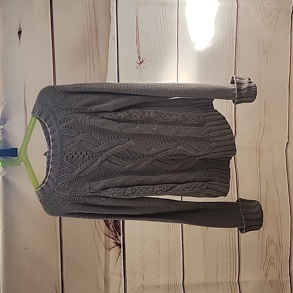Girls size 8, Arizona Jeans grey sweater